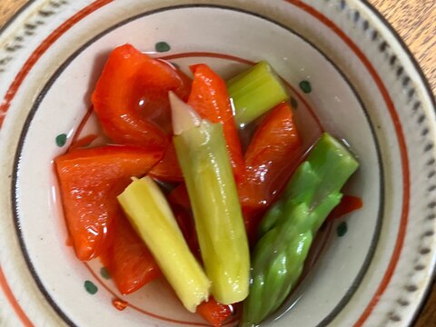 パプリカとアスパラのさっぱり和え